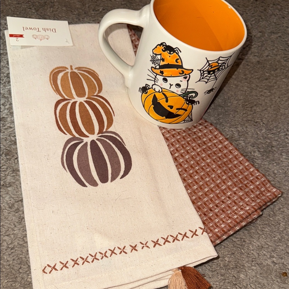 Festive Halloween Cat Mug and Pumpkin Towel Set